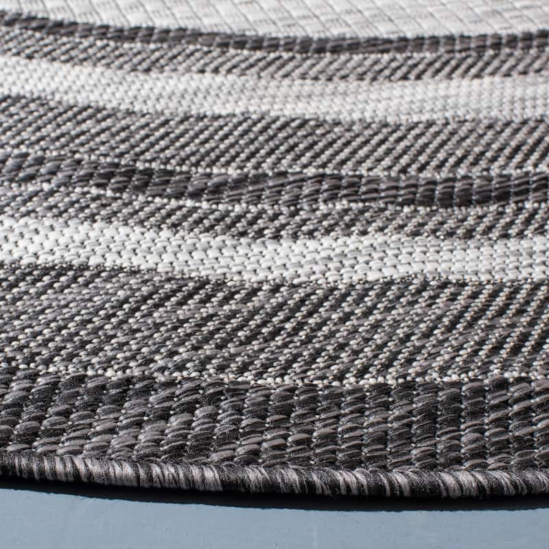 SAFAVIEH Courtyard Vickie Indoor/ Outdoor Waterproof Patio Backyard Rug