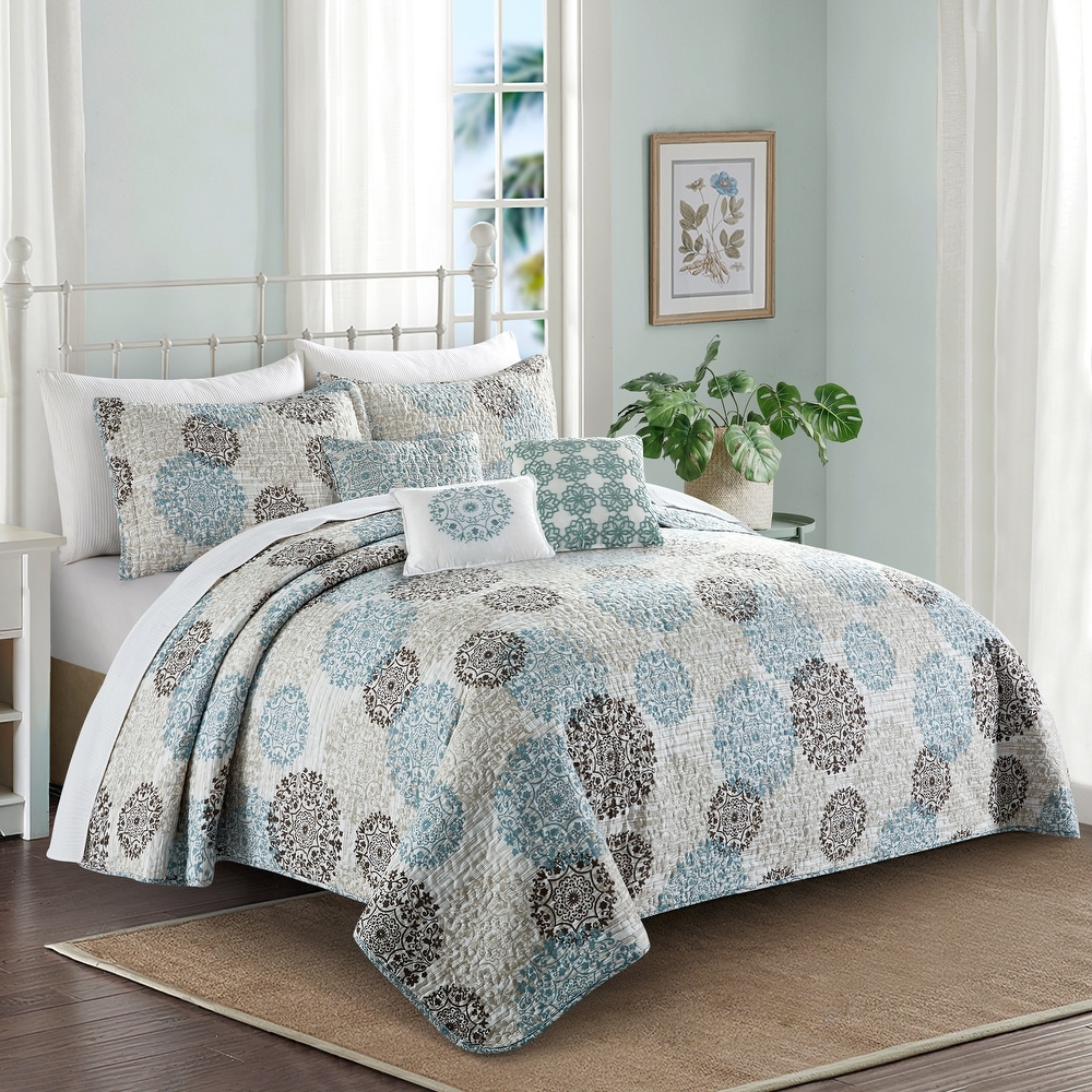 7 Piece Embroidered Luxury Comforter Set Bed in a Bag Bedding QUEEN Size,  Home Quality, Starting at $64.80 each