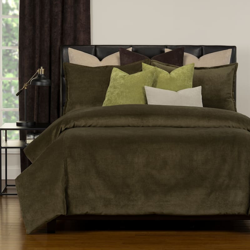 Mixology Padma 10-piece Duvet Cover and Insert Set - Chive - California King