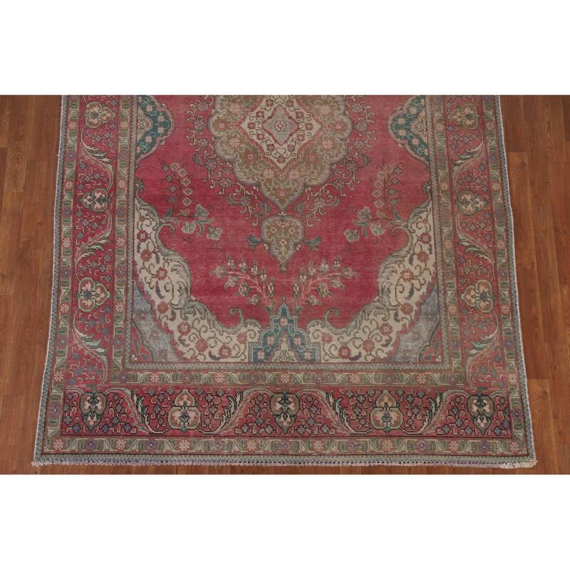 Hand Knotted Oriental 100% Wool Carpet Traditional Medallion Pink Tabriz Area Rug - 9' 6'' X 6' 3''