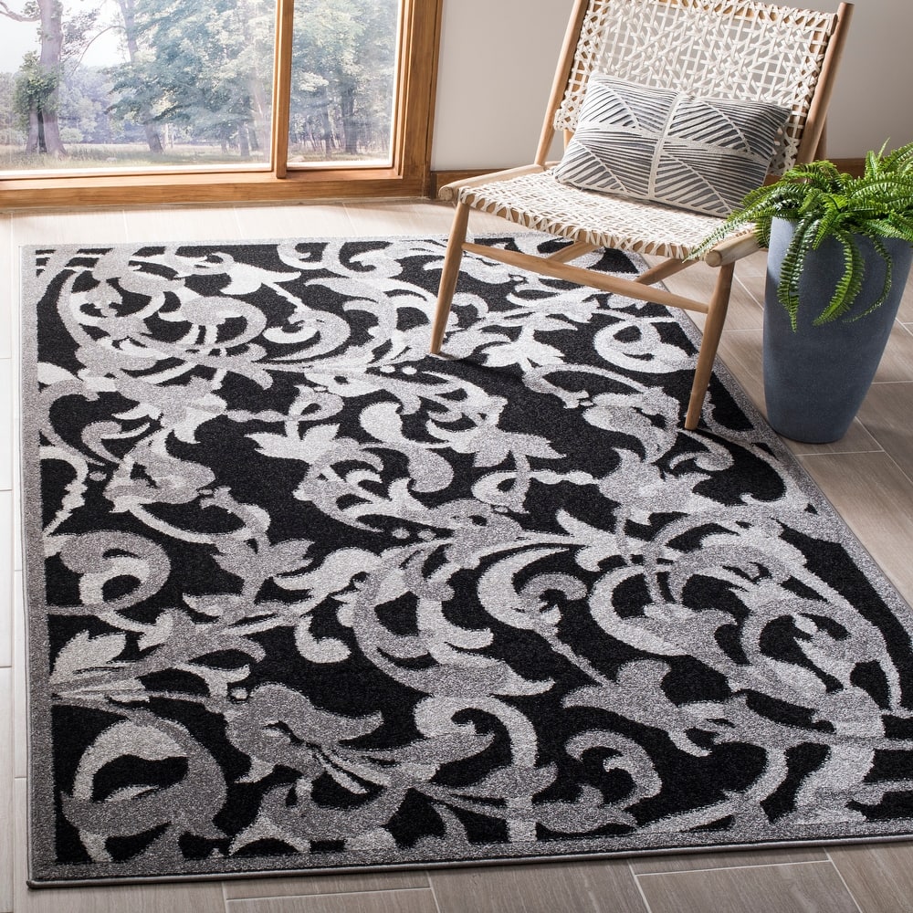SAFAVIEH Amherst Mujesira Modern Rug