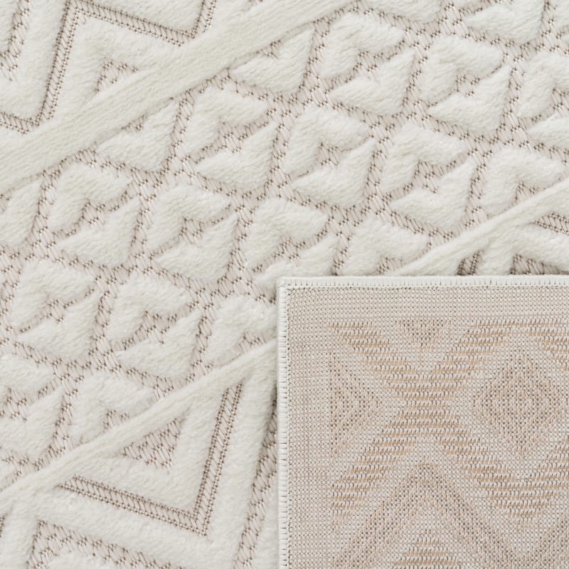 Indoor & Outdoor Rug With Boho Trellis High-Low Pattern