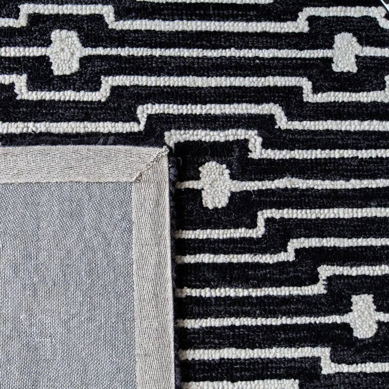 SAFAVIEH Handmade Micro-Loop Hanke Transitional Wool Rug-