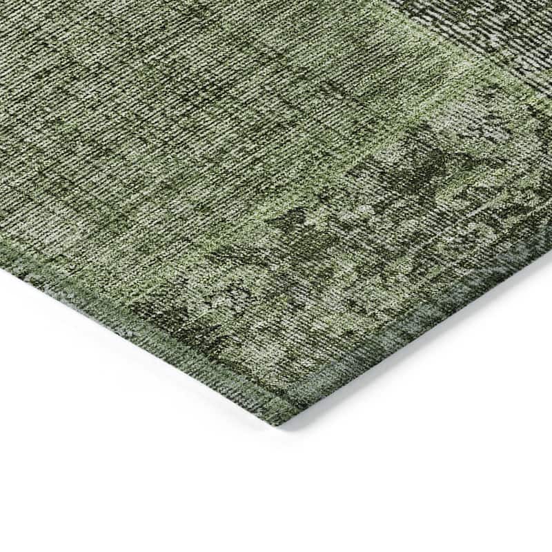 HomeRoots Patchwork Transitional Rectangle Outdoor Rug
