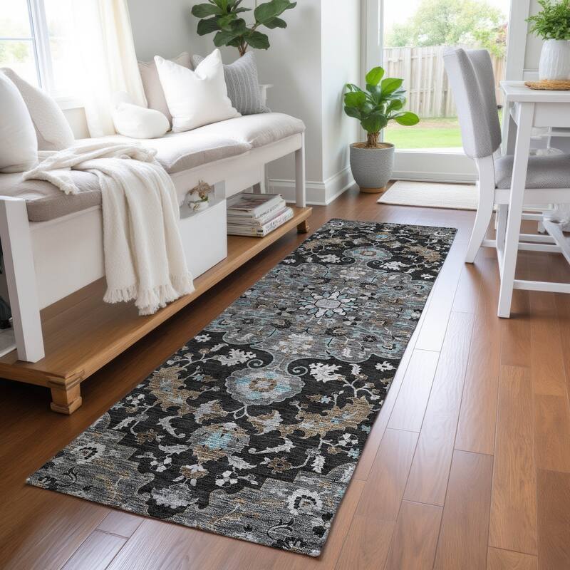 Machine Washable Indoor/ Outdoor Traditional Indore Chantille Rug