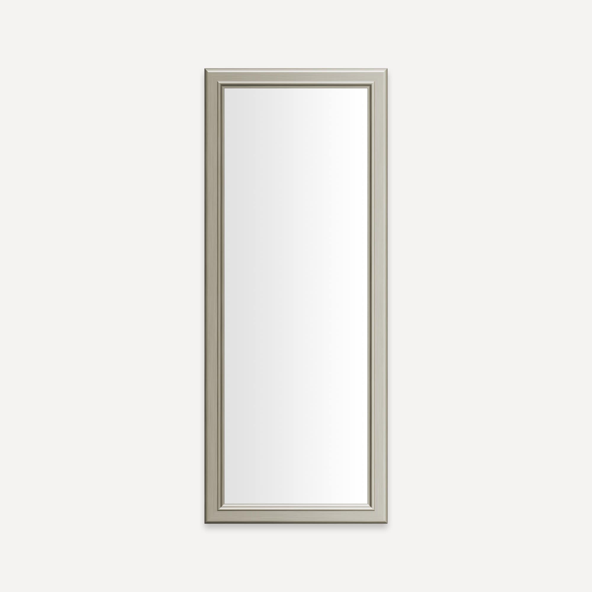 Robern DM1640BM Main Line 15-1/8" W x 39-1/2" H Traditional