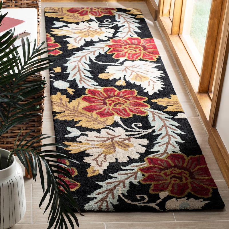 SAFAVIEH Handmade Blossom Nohemi Modern Floral Wool Rug