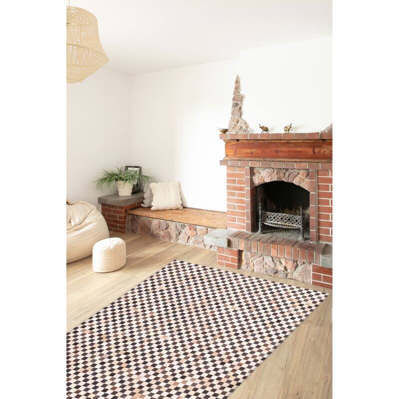 ECARPETGALLERY Handmade Cowhide Patchwork Black, Tan Leather Rug - 5'1 x 8'0