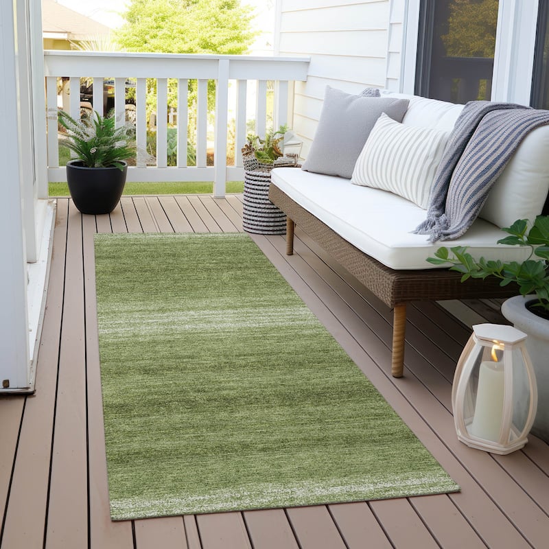 Machine Washable Indoor/ Outdoor Ombre Stripe Chantille Rug