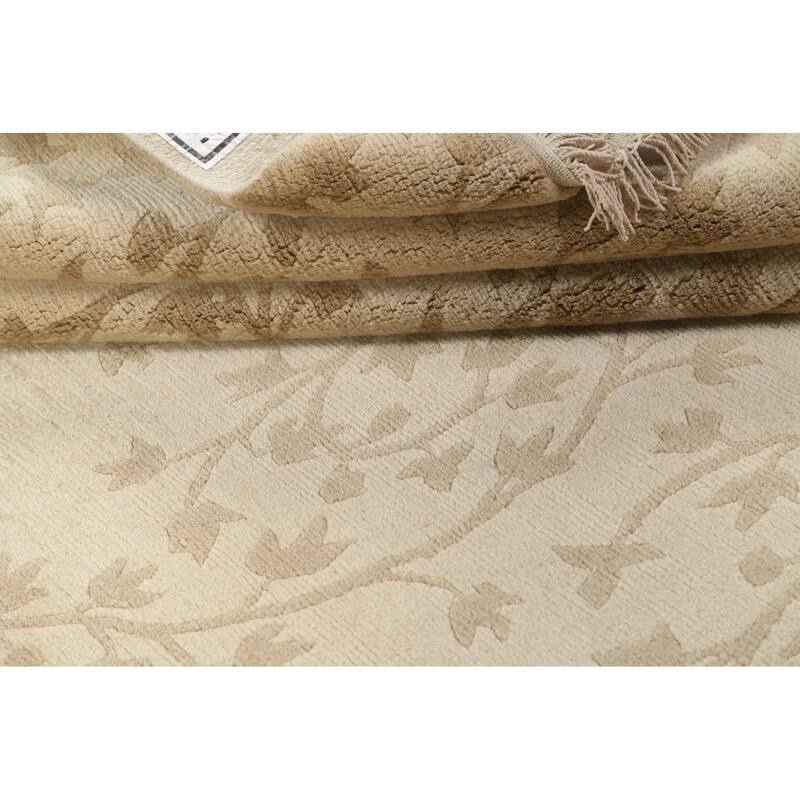 Floral Nepalese Vegetable Dye Wool Area Rug Hand-knotted Office Carpet - 5'8" x 8'7"
