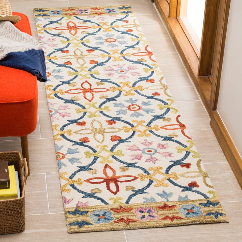 SAFAVIEH Handmade Suzani Slavejka Boho Tribal Wool Rug