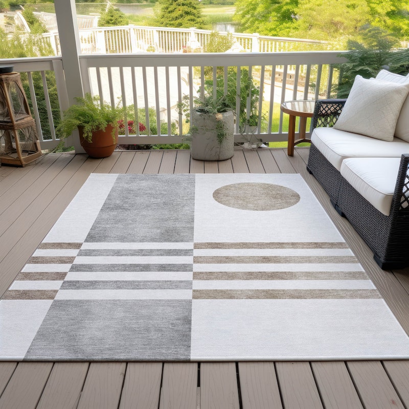Machine Washable Indoor/Outdoor Modern Fusion Chantille Rug - Ivory - 5' x 7'6"