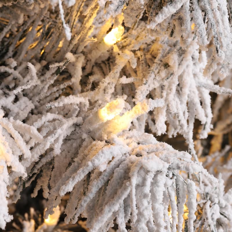 Glitzhome 7.5ft/9ft Pre-Lit Flocked Full Spruce Artificial Christmas Tree with C3 Lights Foot Switch