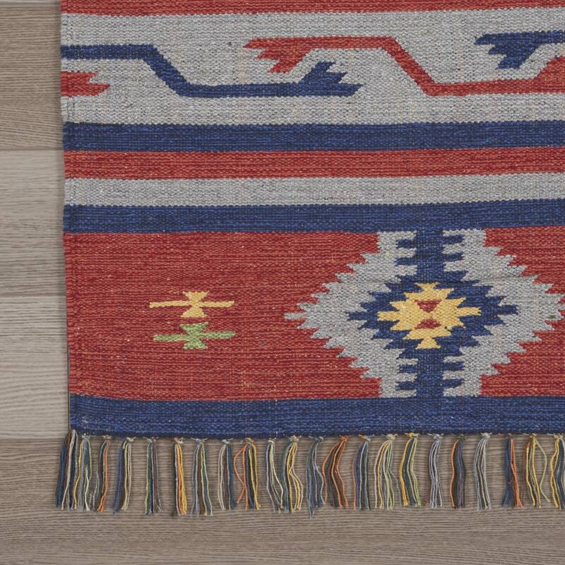 Duruq Southwestern Woven with Fringe Area Rug By HomeRoots - 84' X '60' X '0.25