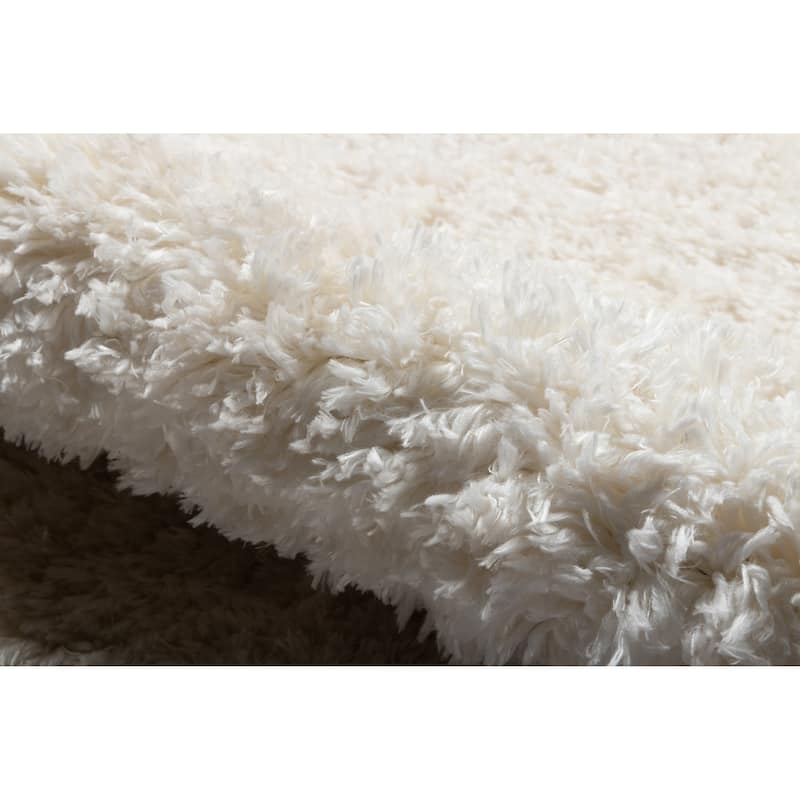 Novogratz by Momeni Nola Shag Magnolia Solid Color Shag Rug