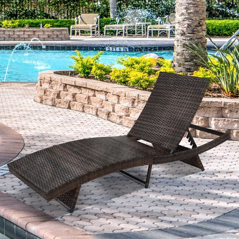 Outdoor Single Wicker Chaise Lounge Chair
