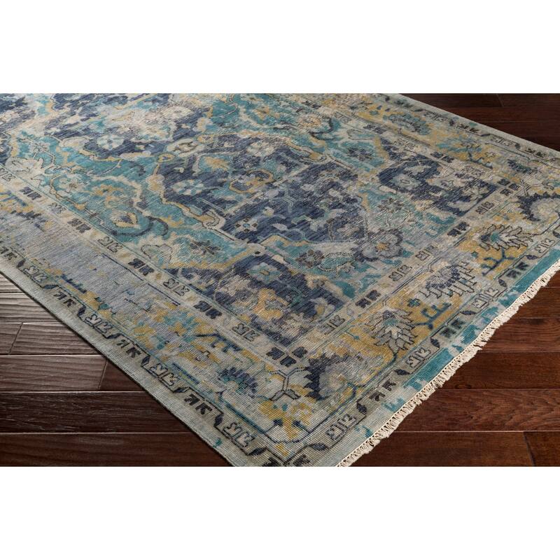 Hand-Knotted Umbriel Wool Area Rug - 9' x 13'
