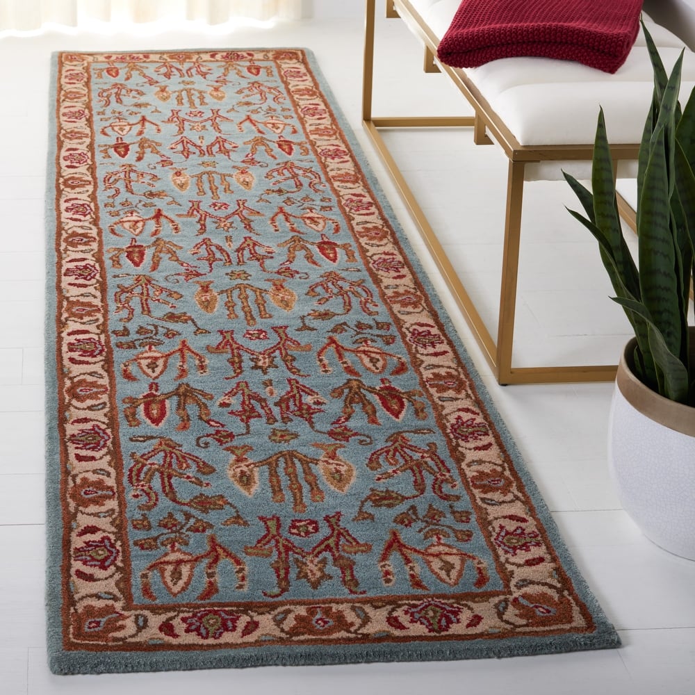 SAFAVIEH Handmade Heritage Sweet Heart Traditional Oriental Wool Rug