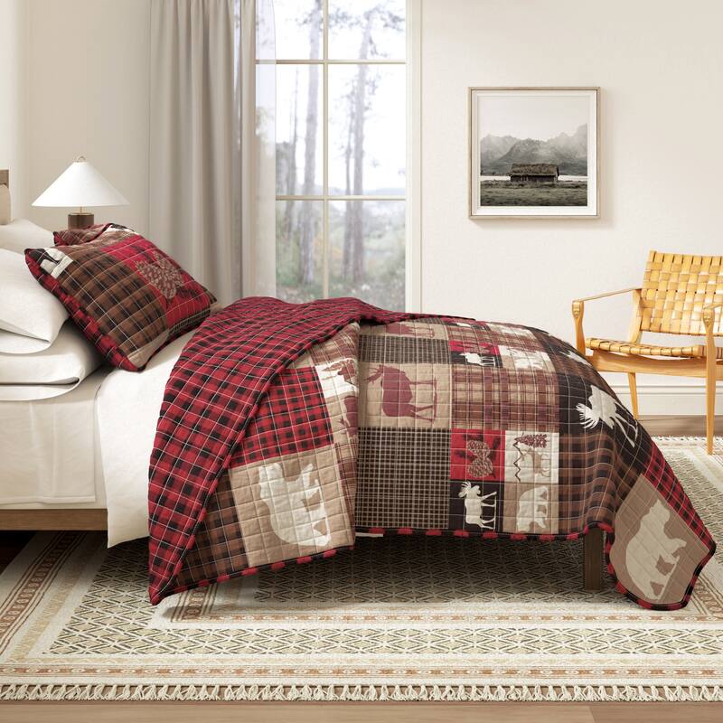 Rustic Woodland Reversible Microfiber Quilt Set with Shams - Hemlock Red/Brown - Twin