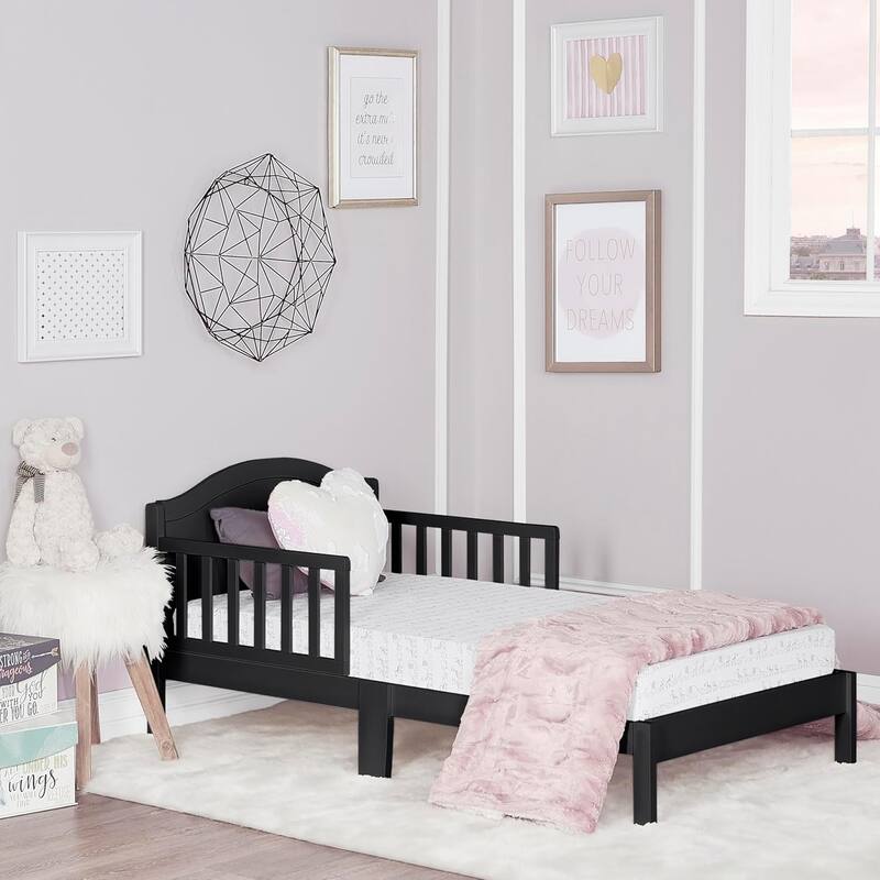 Dream On Me Sydney Toddler bed