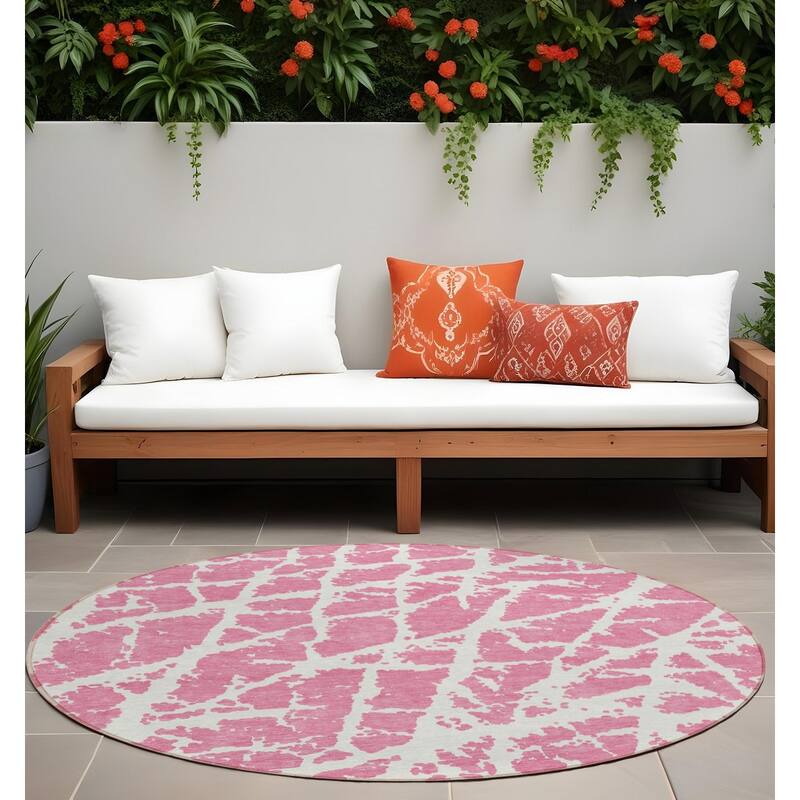 Daso Unique Abstract Weather Resistant Classic Meets Modern Outdoor Rug - 8' Round - Multi