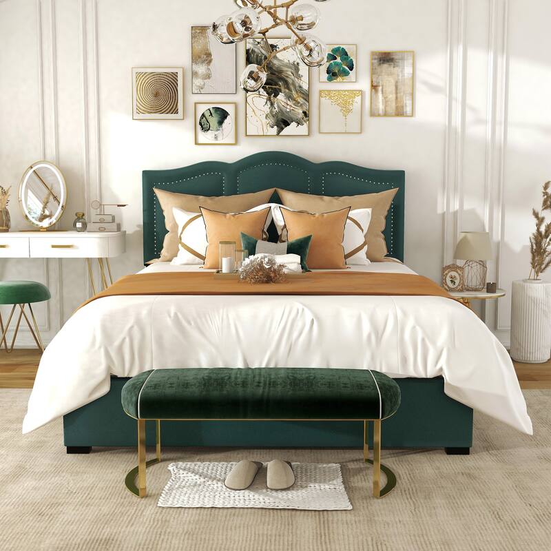 Furniture of America Dustir Art Deco Upholstered 4-drawer Platform Storage Bed