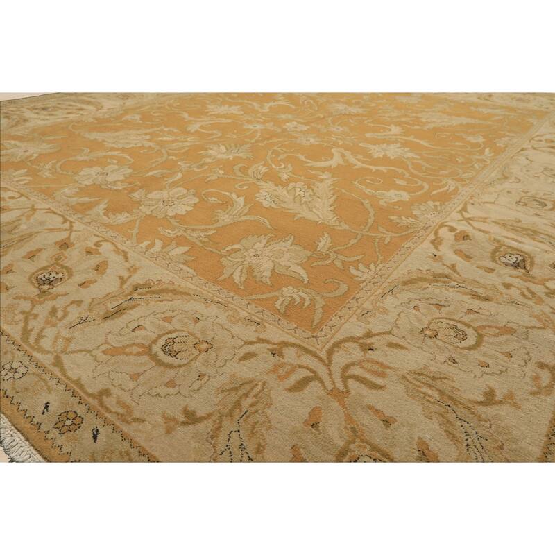 8'2''x9'6'' Hand Knotted Wool Gold Agra Traditional Rug - 8' 2'' x 9' 6''