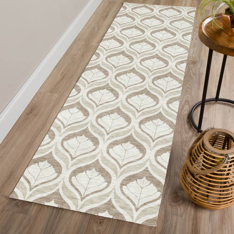 Machine Washable Indoor/ Outdoor Modern Trellis Chantille Rug