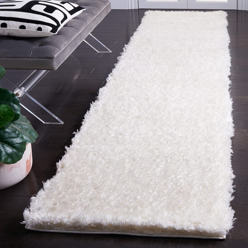 SAFAVIEH Flokati Shag Wynne 2.75-inch Thick Rug