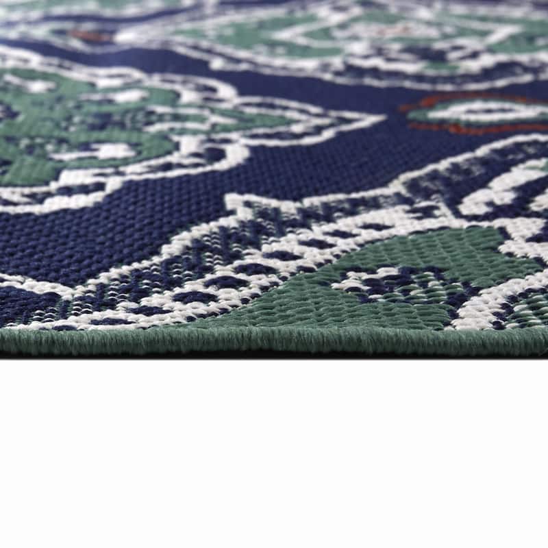 Marama Medallion Indoor/Outdoor Area Rug