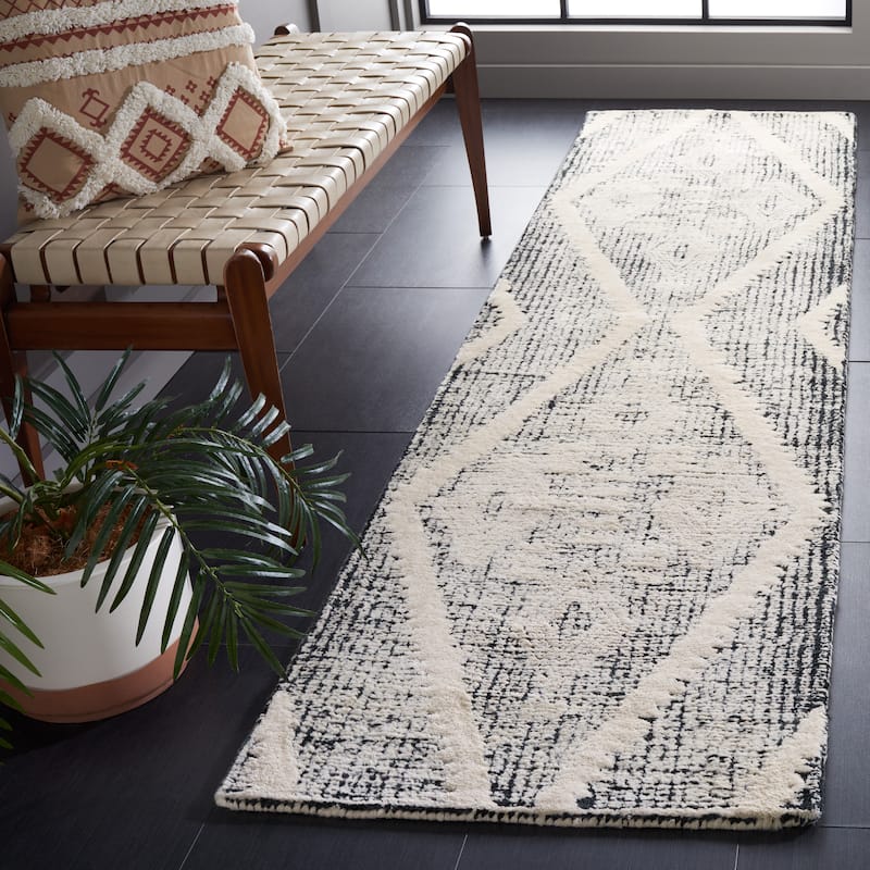 SAFAVIEH Handmade Metro Spirica Modern Boho Wool Rug - 2'3" x 9' Runner - Black/Ivory