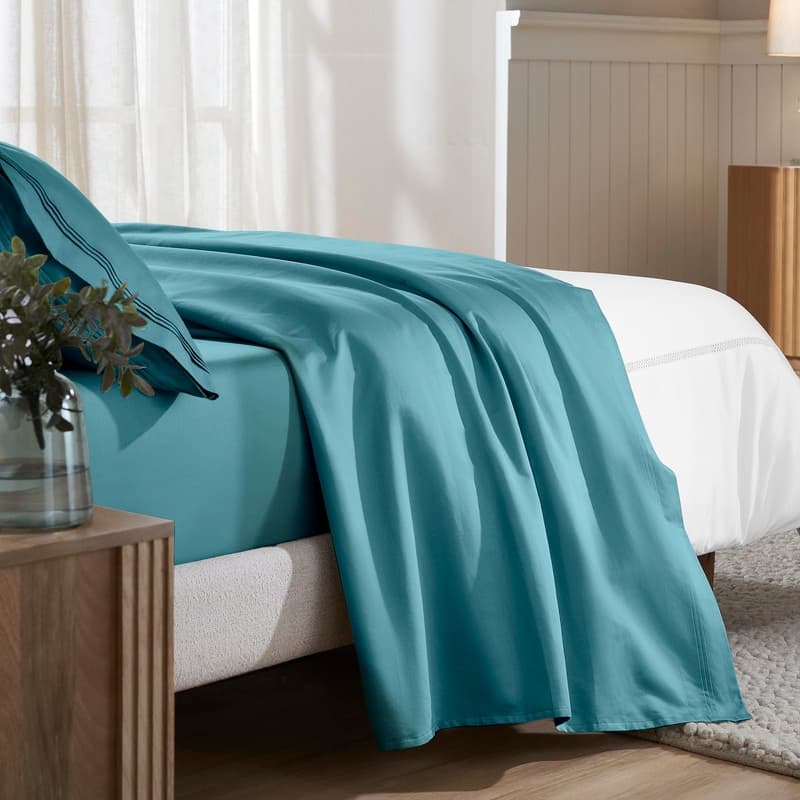 Superior Egyptian Cotton 650 Thread Count Deep Pocket Solid Sheet Set