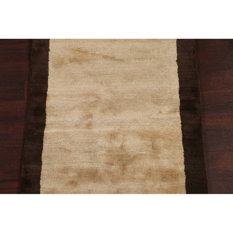 Hand Knotted Oriental 100% Wool Carpet Modern Contemporary Beige & Ivories Gabbeh Area Rug - 4' 9'' X 3' 4''