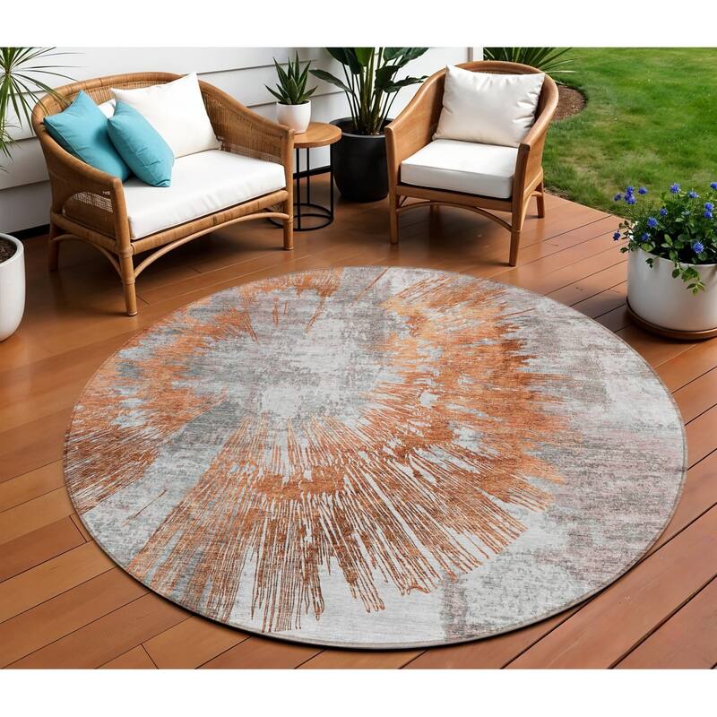 HomeRoots Abstract Transitional Rectangle Outdoor Rug - 8' Round
