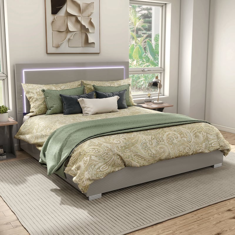 Furniture of America Erina Modern Glossy 3-Piece Panel Bedroom Set
