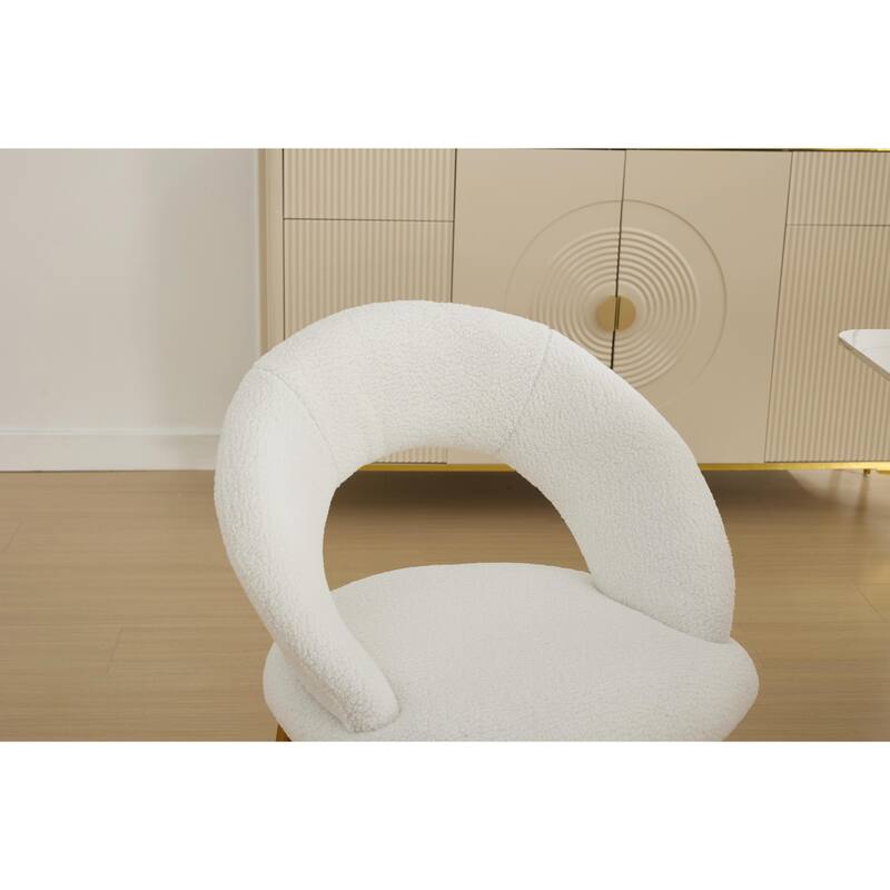 Set of 1 Velvet Dining Chair with Curved Backrest and Gold Metal Legs