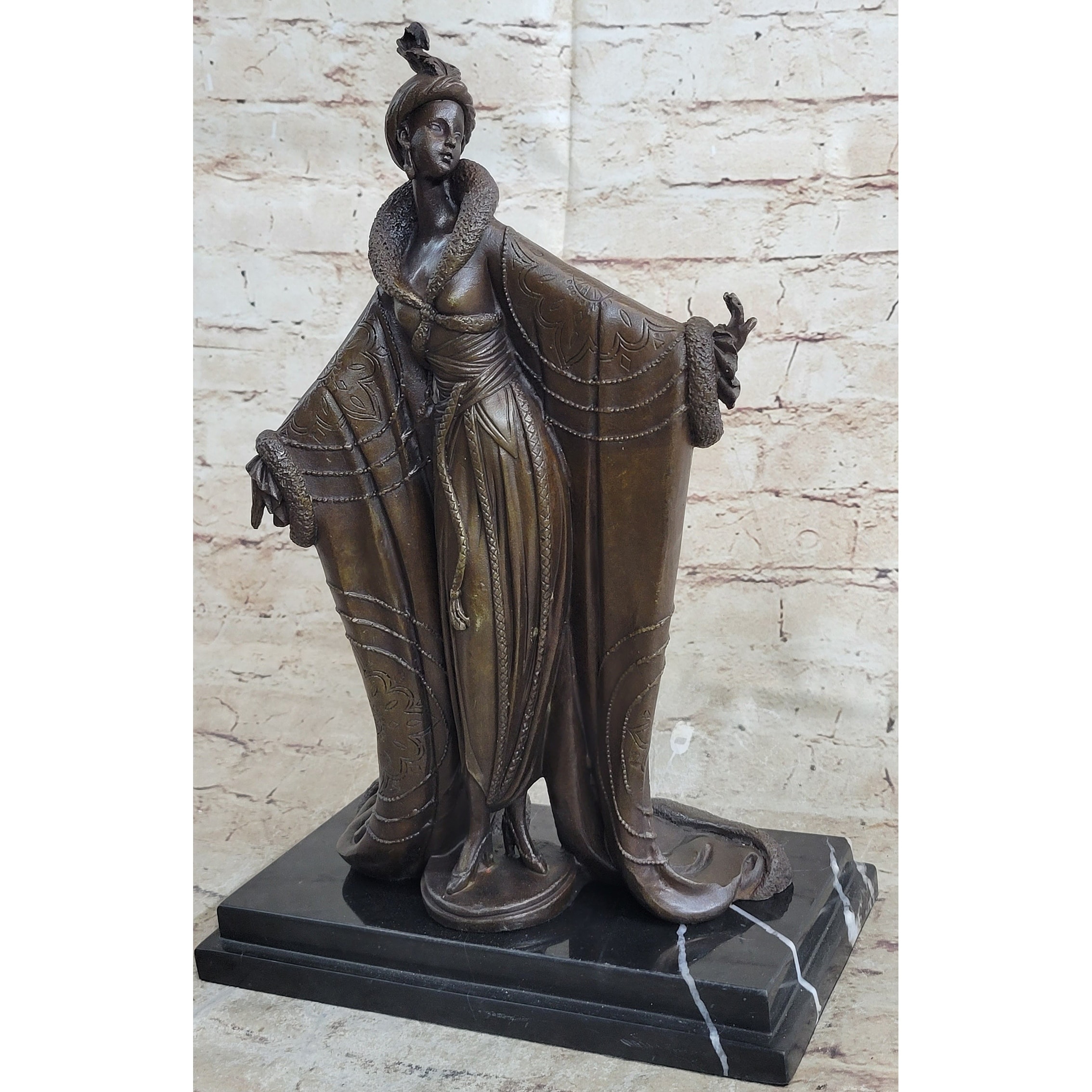 Handmade Fashion Dancer Actress Bronze Hot Cast Sulpture Statue Figurine