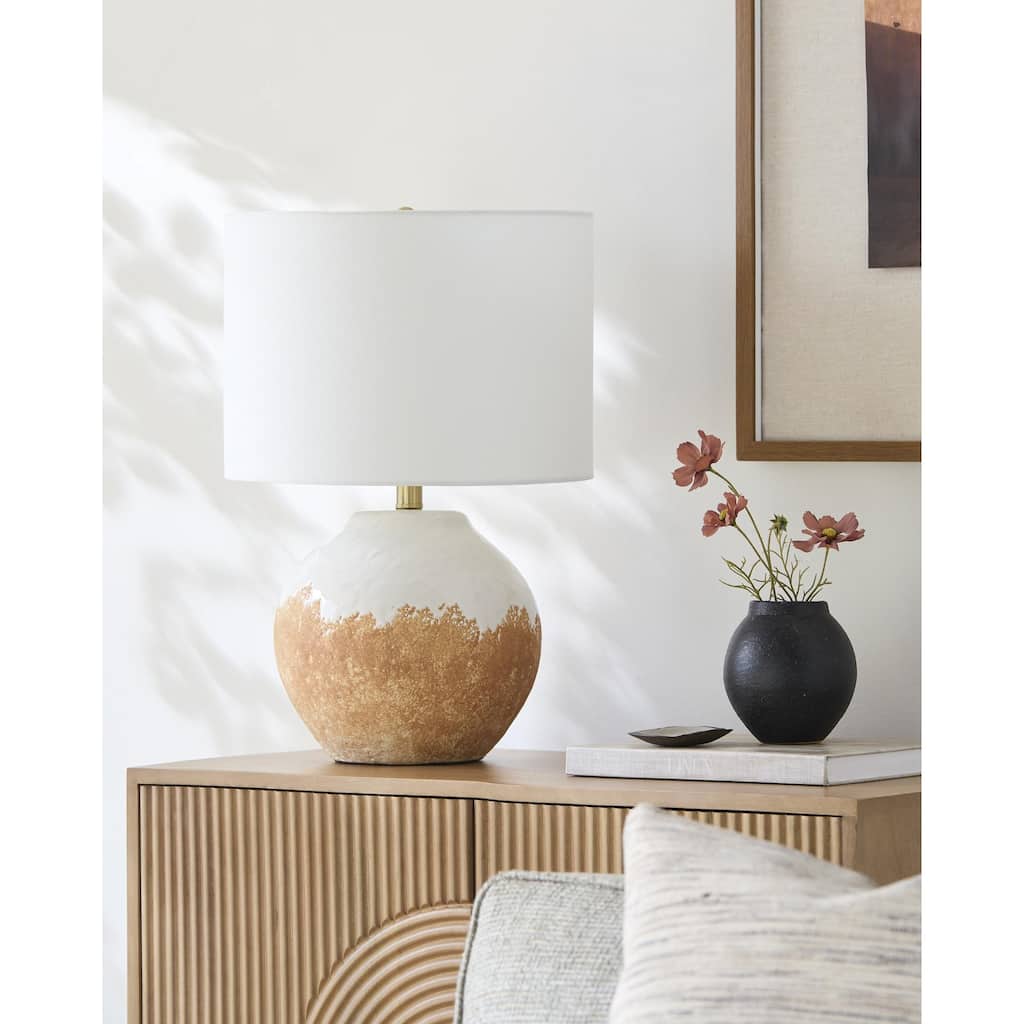 Livabliss Kidal Traditional Accent Table Lamp