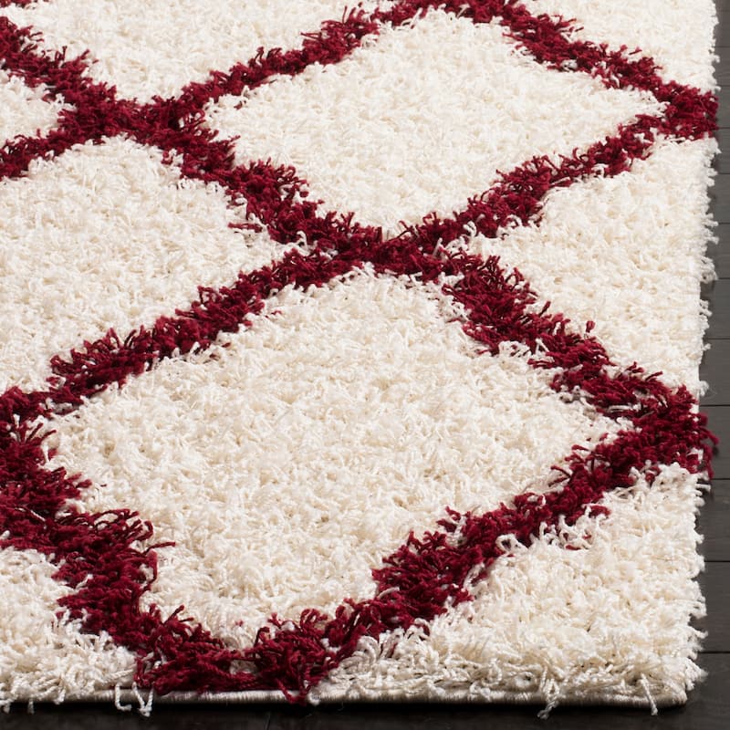 SAFAVIEH Dallas Shag Giusy Trellis 1.5-inch Thick Rug