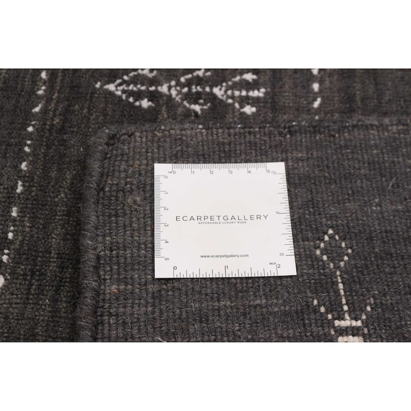Kashkuli Gabbeh Grey Rug 6'7" x 9'8" - 6'7 x 9'8