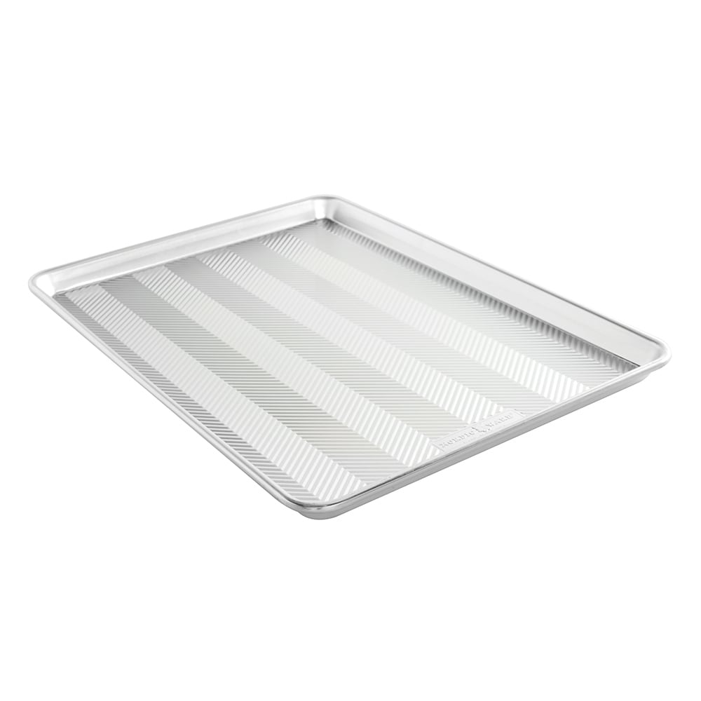 https://ak1.ostkcdn.com/images/products/is/images/direct/48f8d7457376030b86f34facca638b2c82938850/Nordic-Ware-44670-Prism-Big-Sheet.jpg