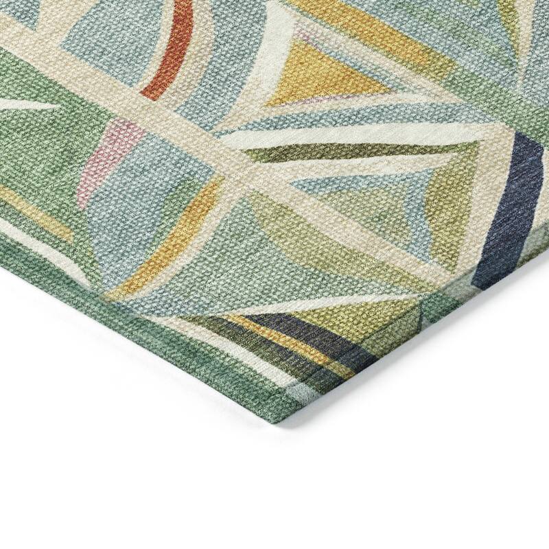 Machine Washable Indoor/ Outdoor Modern Mosaic Chantille Rug
