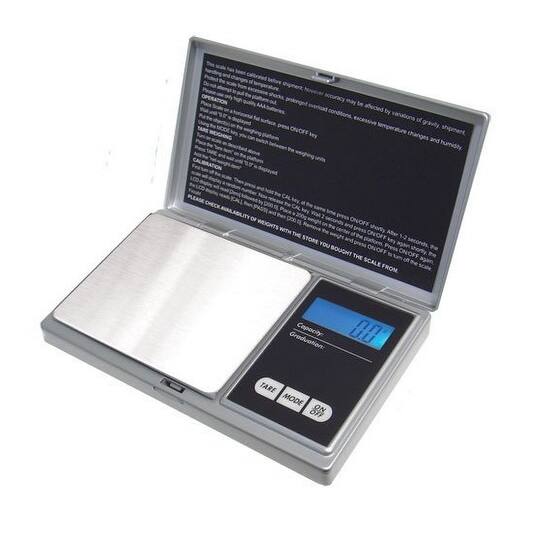 https://ak1.ostkcdn.com/images/products/is/images/direct/4904ea16706338f682aefcd570713e744f493095/American-Weigh-Scales-Signature-Series-Silver-Aws-1Kg-Sil-Digital-Pocket-Scale%2C-1000-By-0.1-G.jpg?impolicy=medium