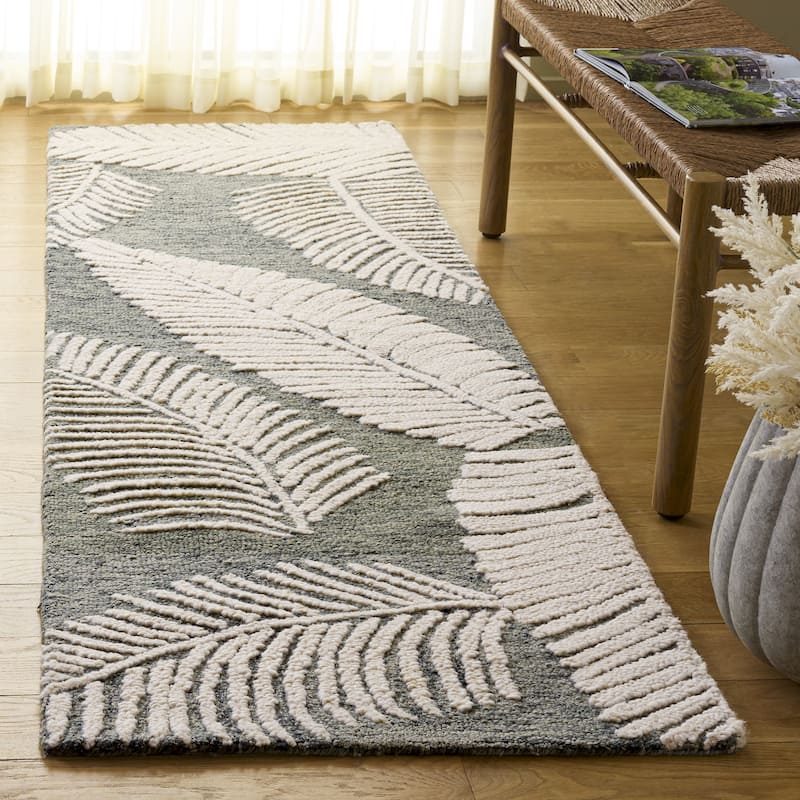 SAFAVIEH Hand-Tufted Jardin Seral Patterned Wool Rug - Grey/Ivory - 2'3" x 8' Runner