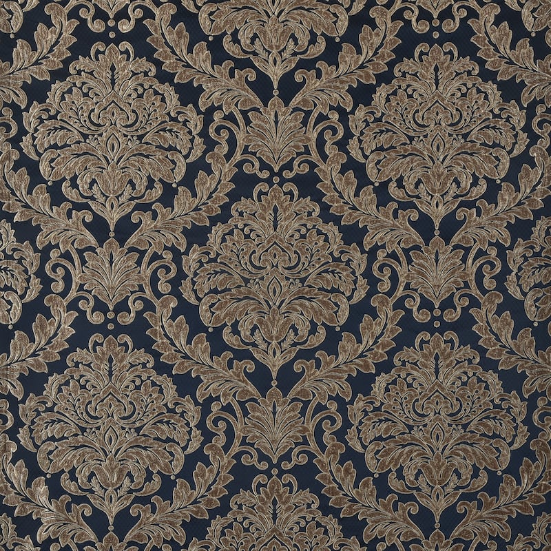 J. Queen New York Monte Carlo Comforter Set