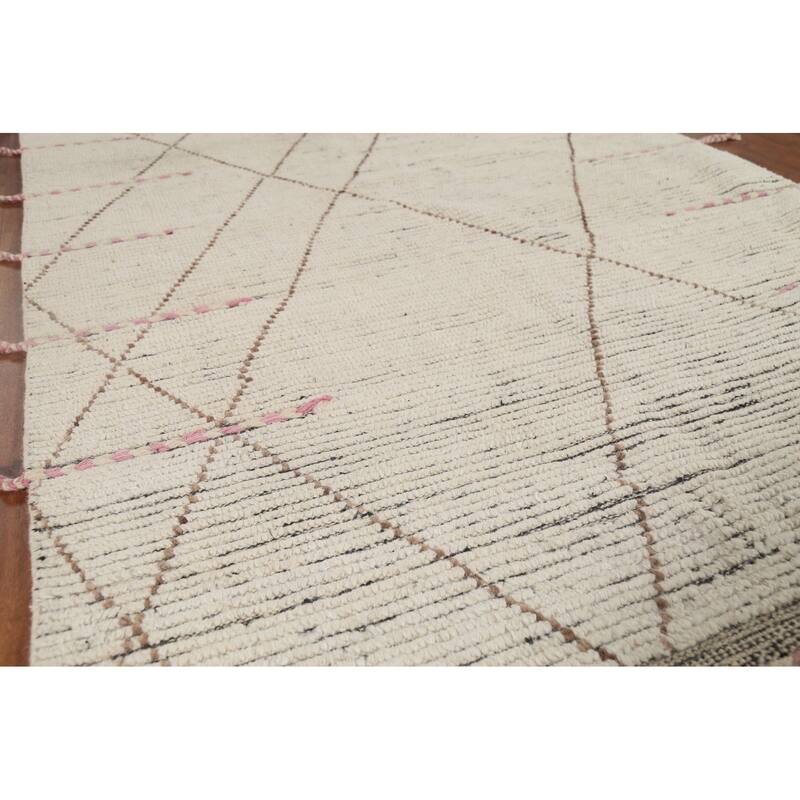 All-Over Ivory Moroccan Oriental Area Rug Hand-Knotted Wool Carpet - 4'9"x 8'9"
