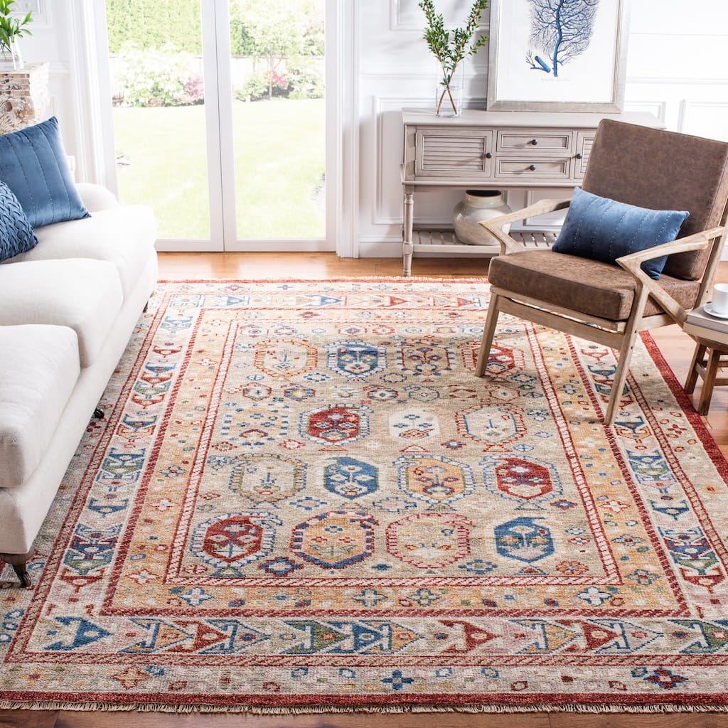 SAFAVIEH Hand-Knotted Samarkand Betsan Traditional Wool Rug