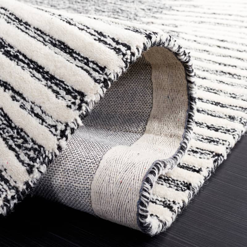 SAFAVIEH Handmade Abstract Deema Modern Wool Rug