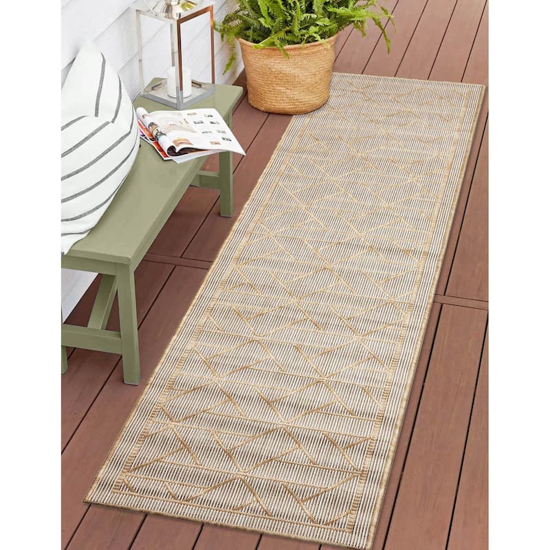 Liora Manne Carmel Pyramid Indoor/Outdoor Rug