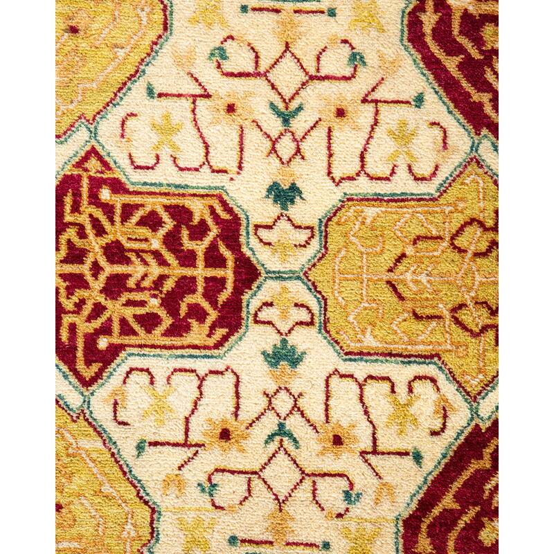 Overton Handknotted Wool Traditional Geometric Ivory Area Rug - 6' x 9'